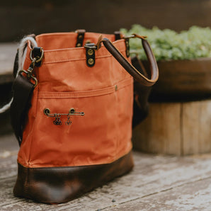 Della Q Maker's Canvas Tote